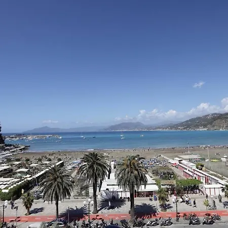 Casa Teresitta A Un Passo Dalla Baia Del Silenzio Apartmán